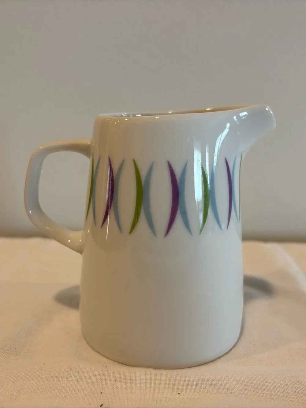 Vintage Elite By Mikasa Fine China Narumi “Rhythm” Creamer 4”